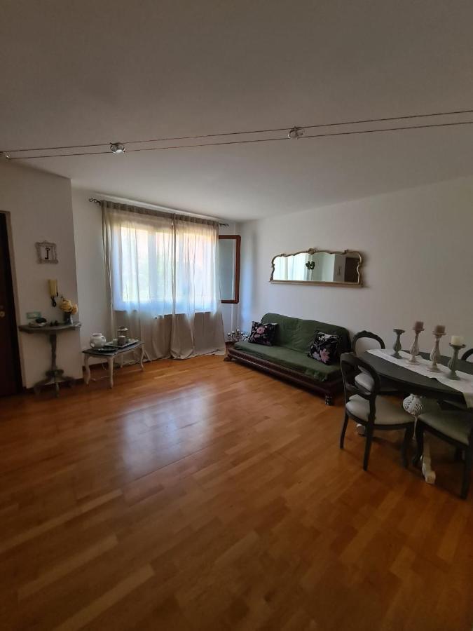 Casa vacanze Le Rose Villa Gabbro Esterno foto